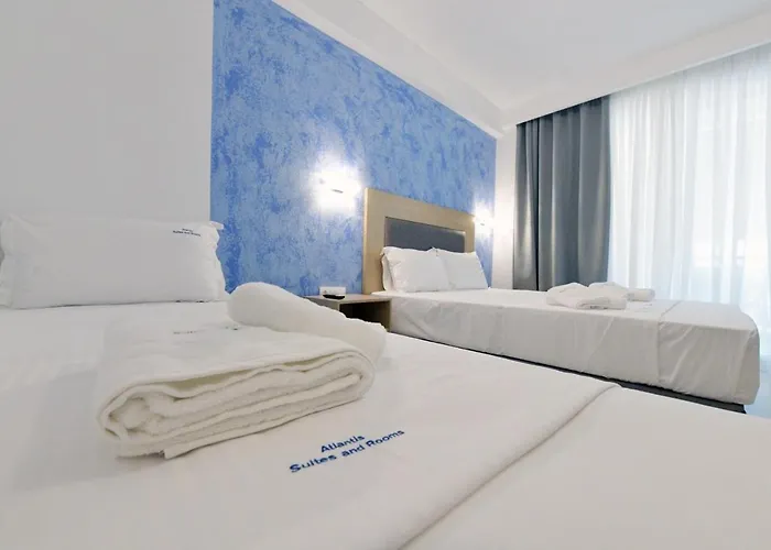 Atlantis And Apartmanhotel Nikíti