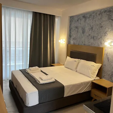 Apartahotel Atlantis And 3*