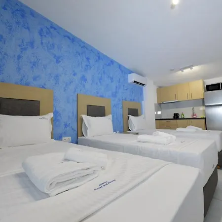 Atlantis And Lägenhetshotell Nikiti (Sithonia)