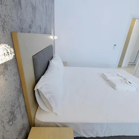 Atlantis And Aparthotel Nikiti (Sithonia)