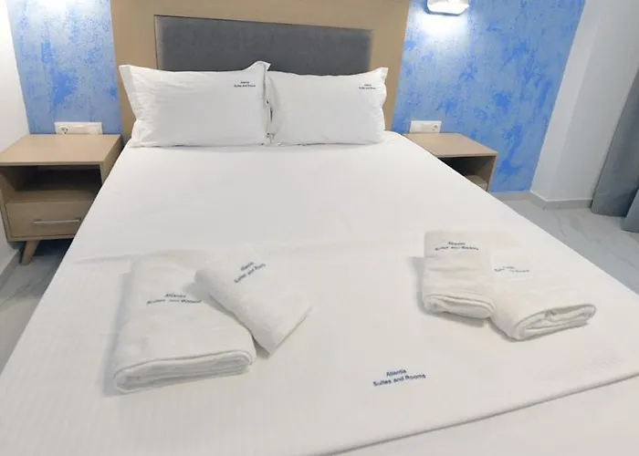 Atlantis And Apartahotel Nikiti (Sithonia)