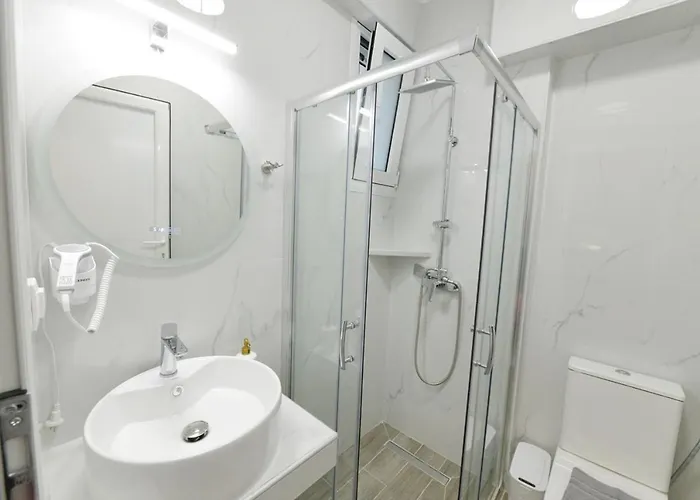 Atlantis And نيكيتي