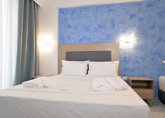 Apartahotel Atlantis And Nikiti (Sithonia)