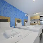 Atlantis And Lejlighedshotel Nikiti (Sithonia)