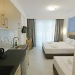 Atlantis And Lejlighedshotel Nikiti (Sithonia)