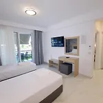 Atlantis And 3*