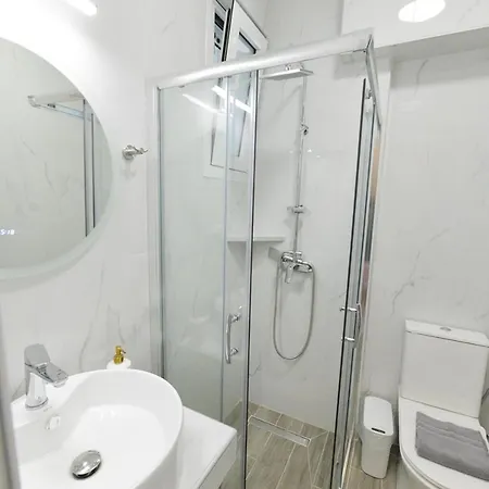 Atlantis And 公寓式酒店 3*